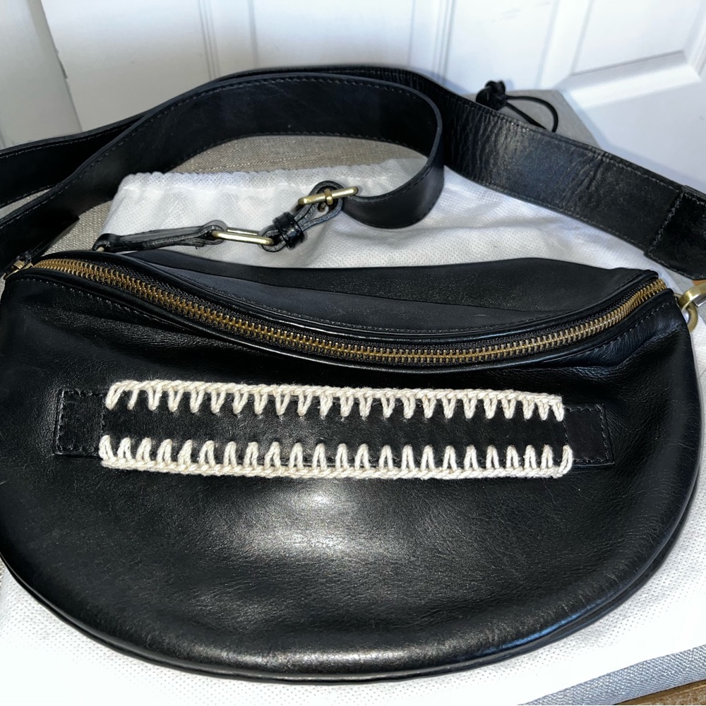 LATICO LEATHERS SOLSTICE CROSSBODY